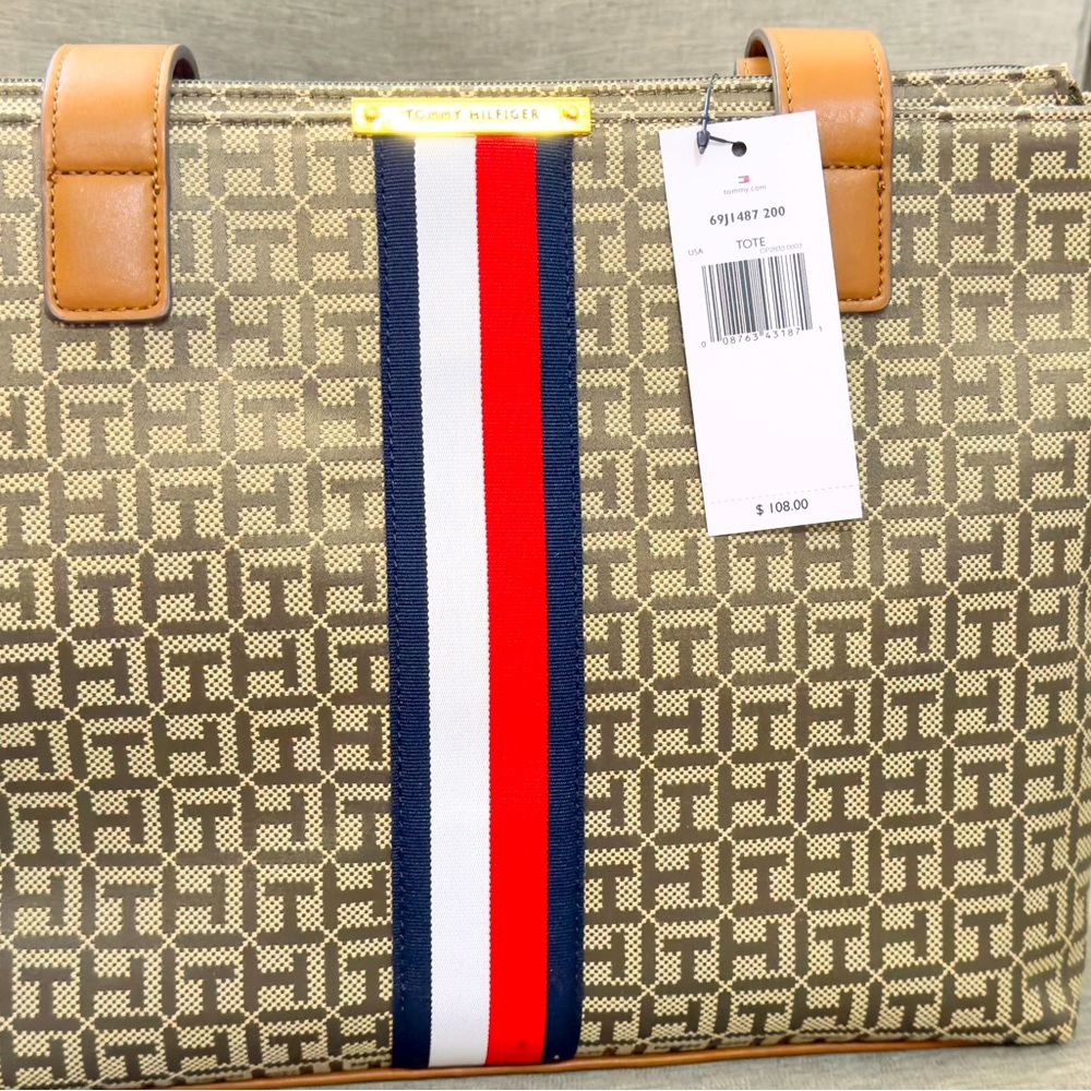 ‼️SOLD‼️‼️ NWT- Tommy Hilfiger Tote Bag